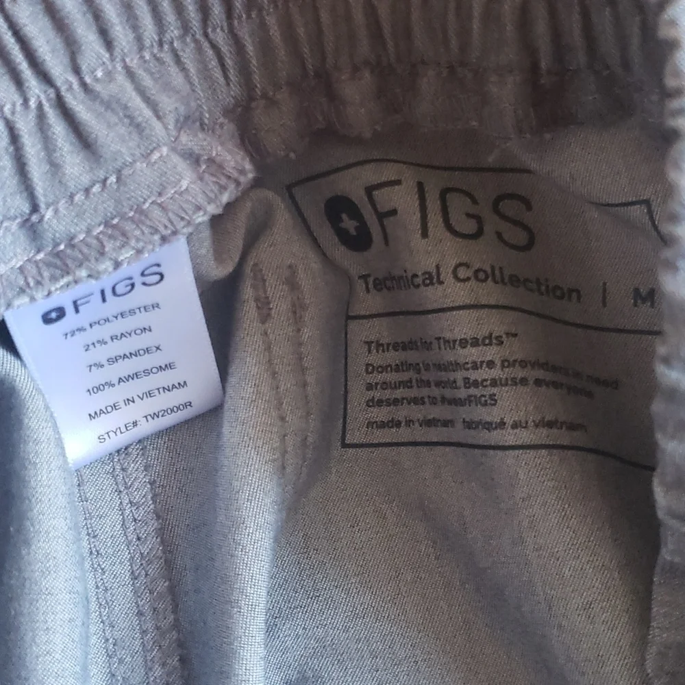 Fig gray straight leg mens scrub pants size M